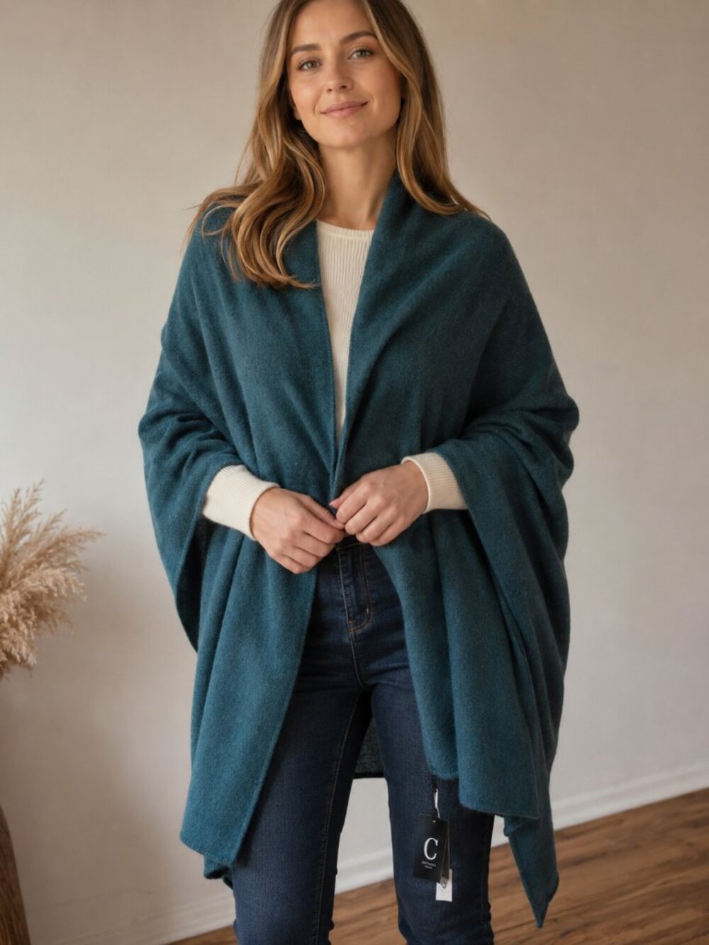 C By Bloomingdale's 100% Cashmere Wrap Shawl Scarf Ruana One Size NWT Green